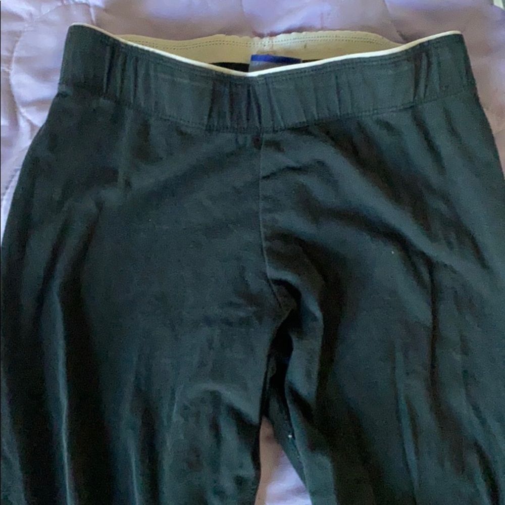 Black Nike leggings